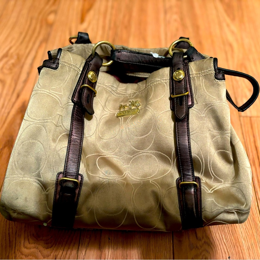 Coach shoulder Bag - Authentic N2D1073-15402
